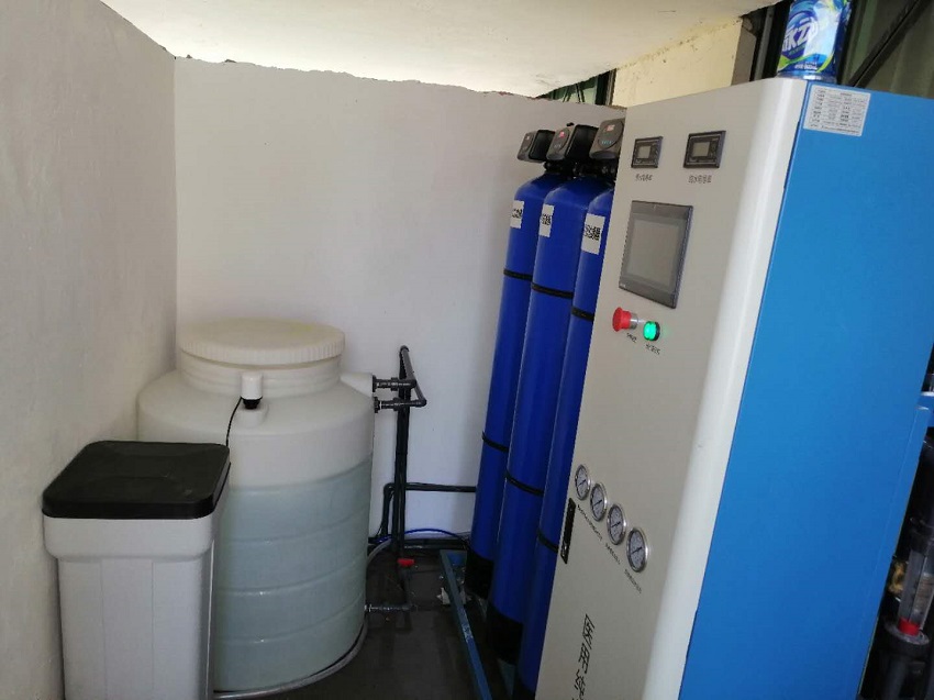 內(nèi)鏡室純水機(jī) 內(nèi)鏡室純水機(jī)